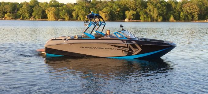 Click image for larger version

Name:	on-the-water.jpg
Views:	105
Size:	49.2 KB
ID:	460575