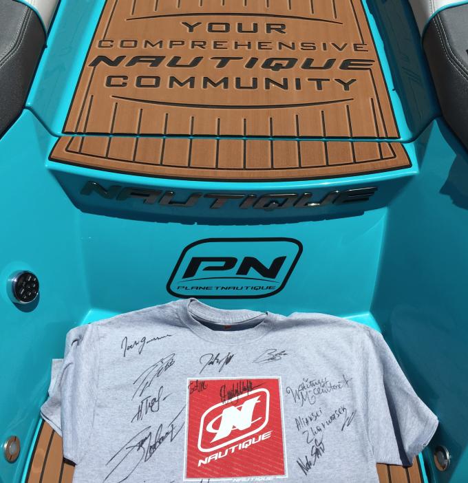 Click image for larger version

Name:	shirt.png
Views:	37
Size:	74.9 KB
ID:	460925