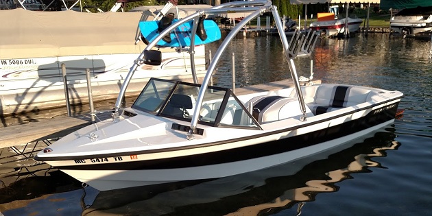 Click image for larger version

Name:	Nautique2001.jpg
Views:	211
Size:	97.6 KB
ID:	483644