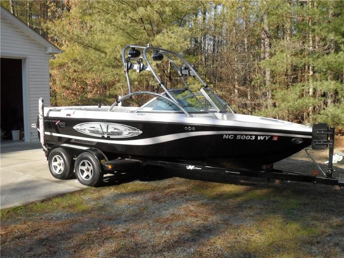 Click image for larger version

Name:	boat1.JPG
Views:	208
Size:	79.3 KB
ID:	493448