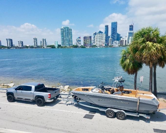 Click image for larger version

Name:	miami.jpg
Views:	148
Size:	61.6 KB
ID:	518724