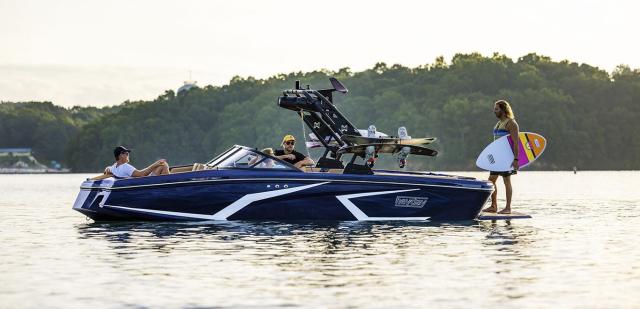 Click image for larger version

Name:	23_HD_WT2_Navy_Surf_GCM_9543.jpg
Views:	446
Size:	30.9 KB
ID:	669641