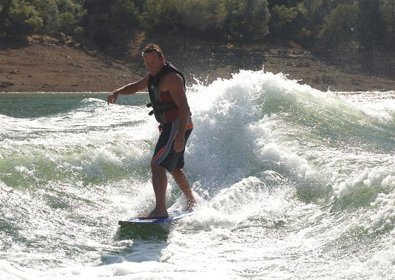 Click image for larger version

Name:	big_surf__medium_.jpg
Views:	1210
Size:	108.6 KB
ID:	354902