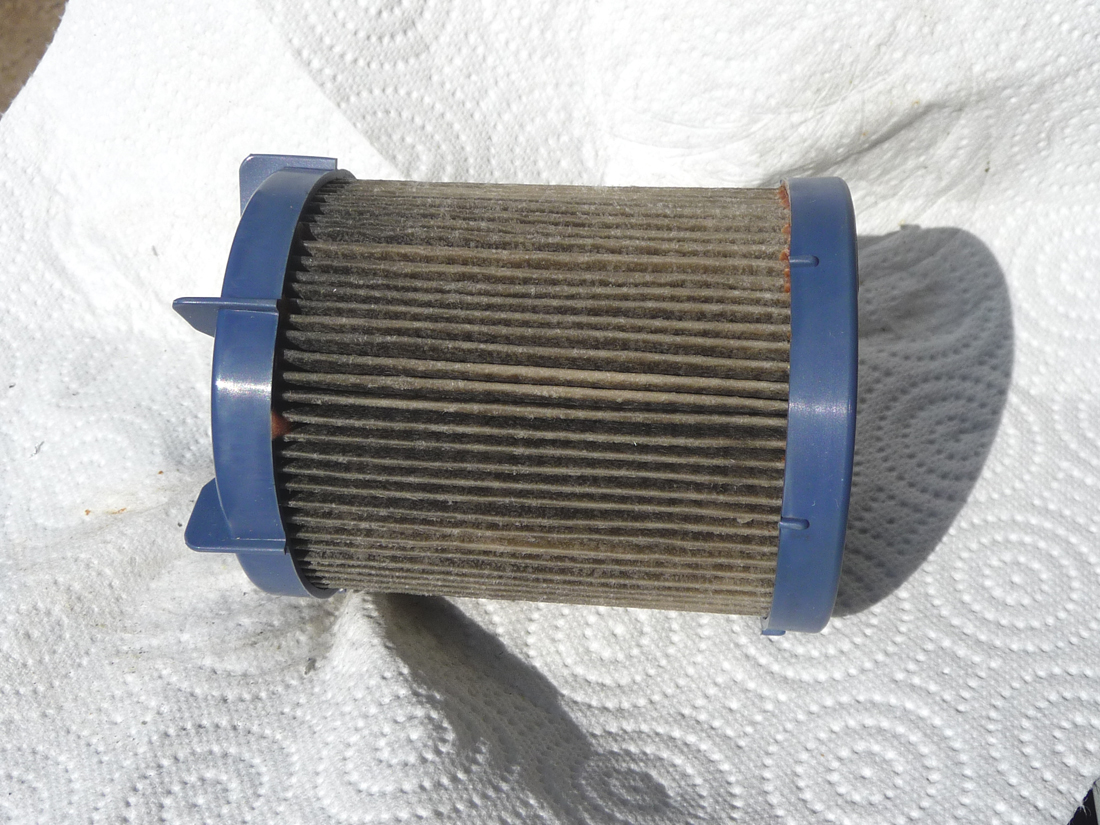 Click image for larger version

Name:	nautique_fuel_filter_7-10-08_.jpg
Views:	1205
Size:	654.8 KB
ID:	355046