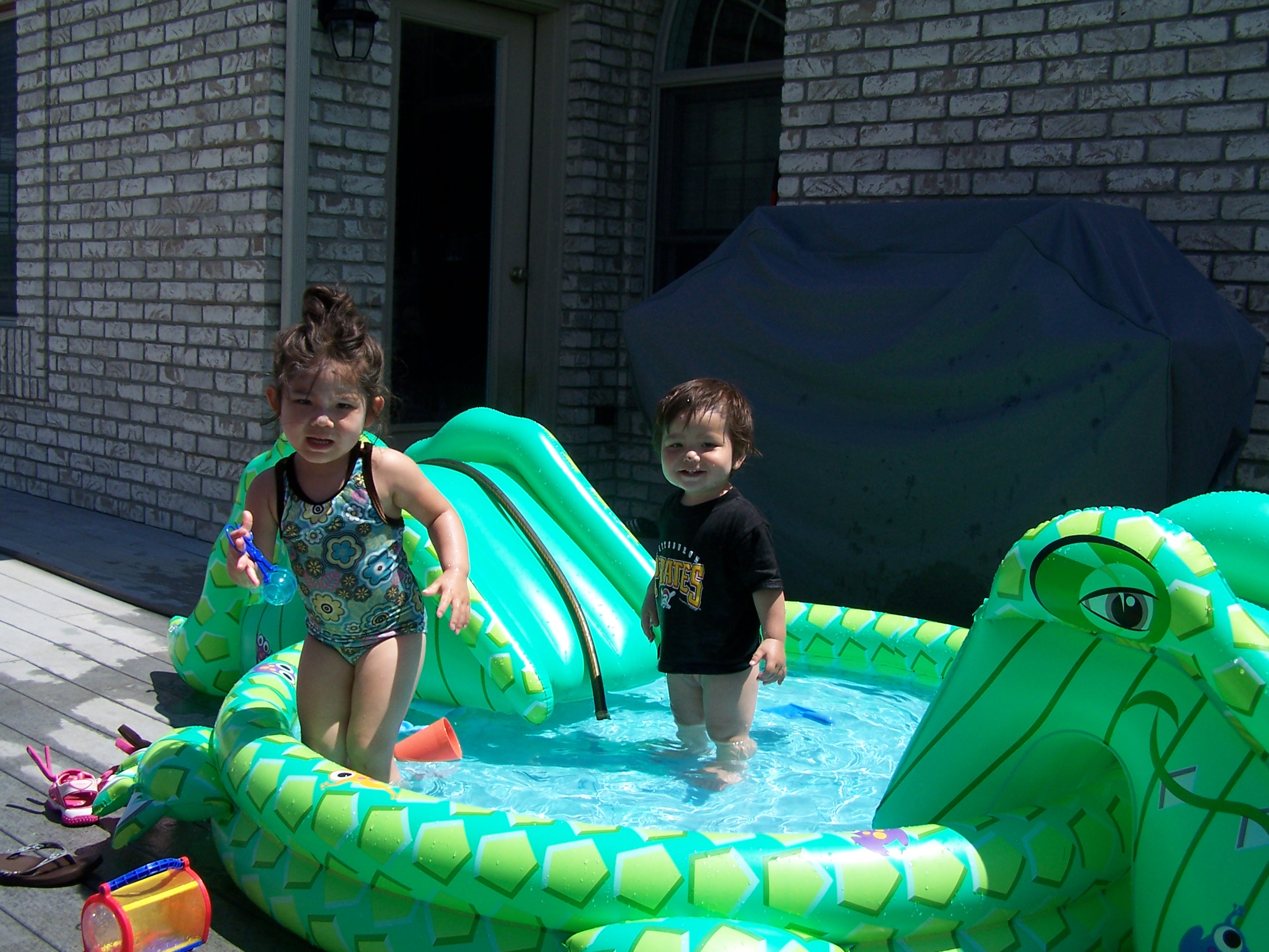Click image for larger version

Name:	summer_2008_020.jpg
Views:	3158
Size:	944.9 KB
ID:	355178