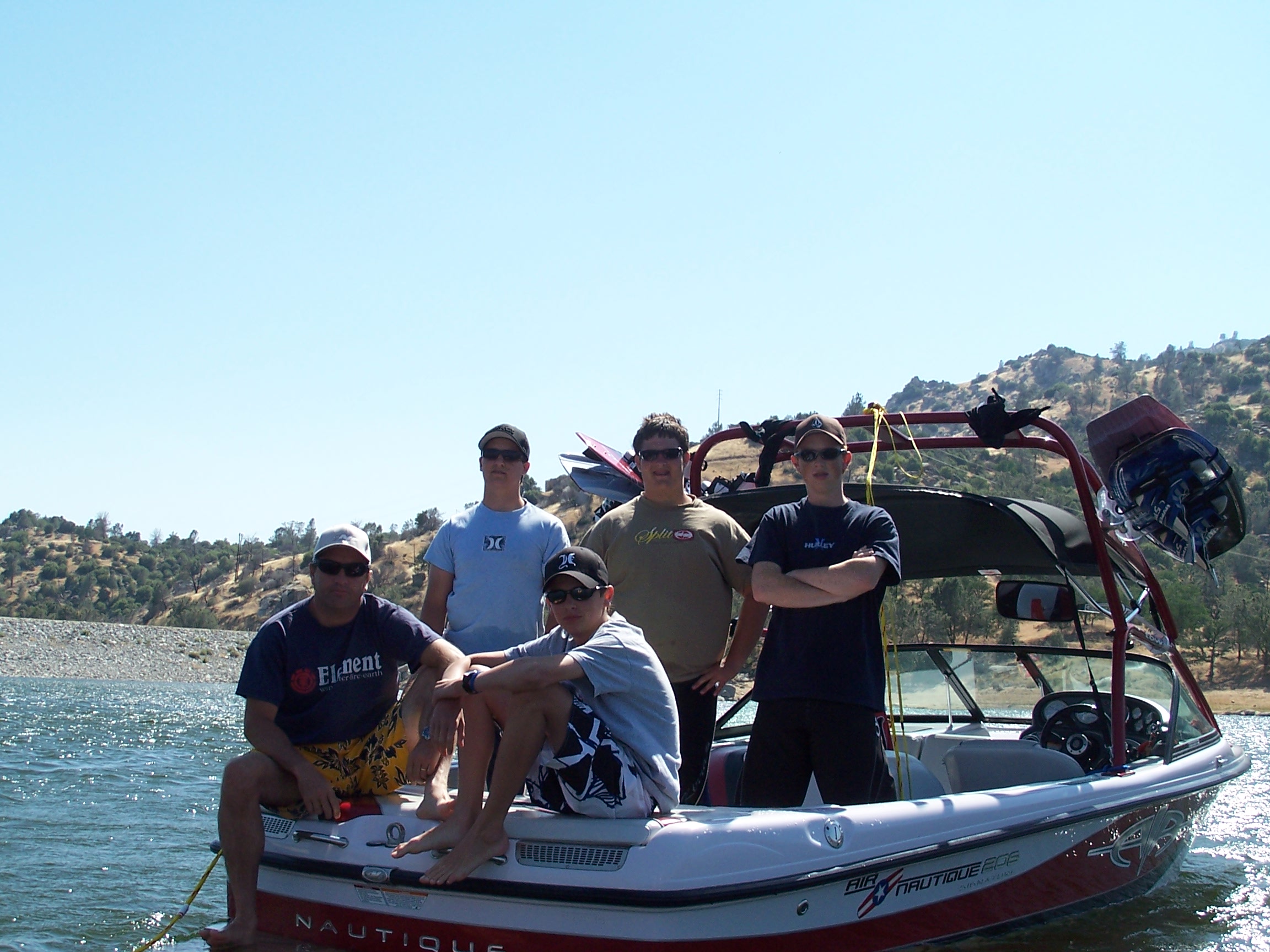 Click image for larger version

Name:	wakeboarding_gang_08.jpg
Views:	2296
Size:	668.2 KB
ID:	355189