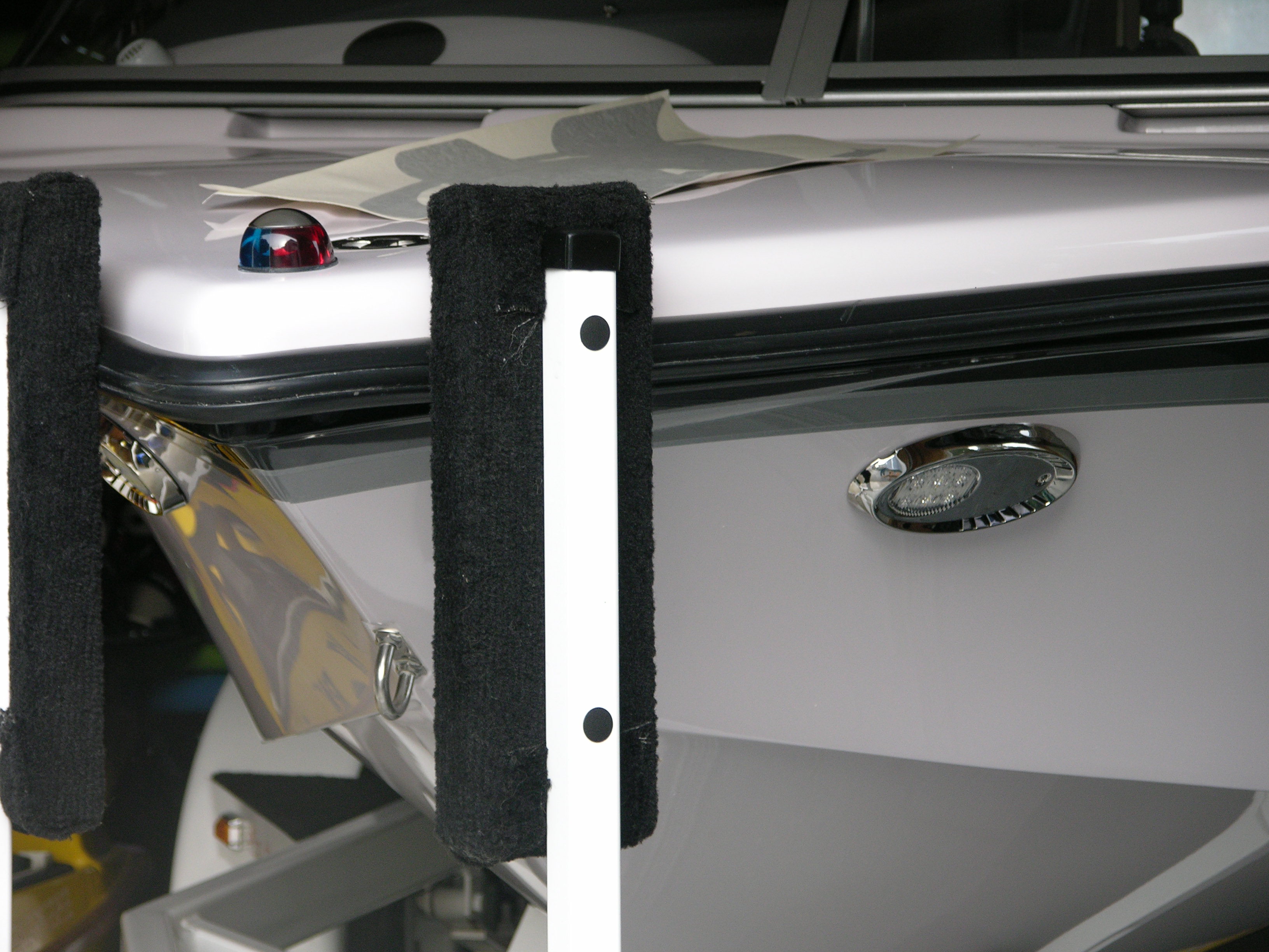 Click image for larger version

Name:	docking_lights_003_171.jpg
Views:	398
Size:	1.06 MB
ID:	356486