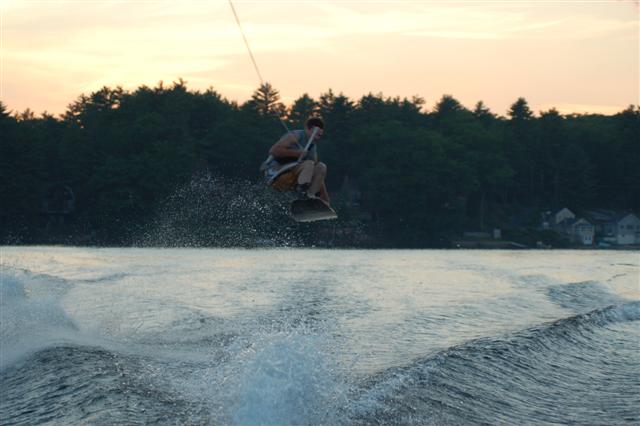 Click image for larger version

Name:	wakeboarding6-08_050__small_.jpg
Views:	224
Size:	44.3 KB
ID:	356749
