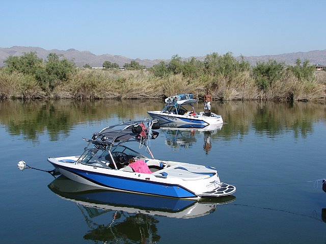 Click image for larger version

Name:	weekend_002.jpg
Views:	423
Size:	71.2 KB
ID:	357102