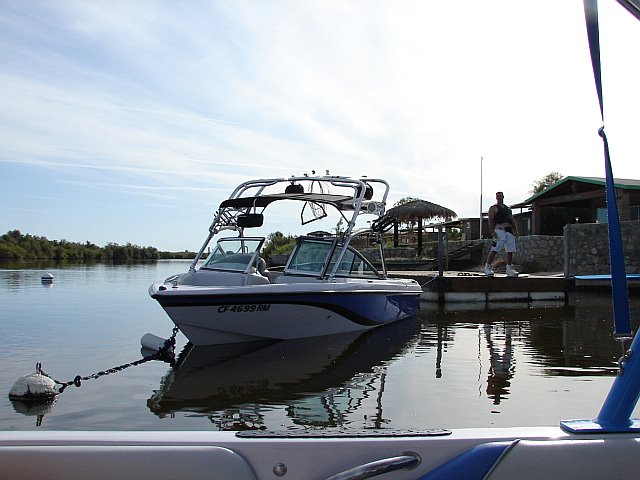 Click image for larger version

Name:	dock_002.jpg
Views:	1359
Size:	58.3 KB
ID:	357126