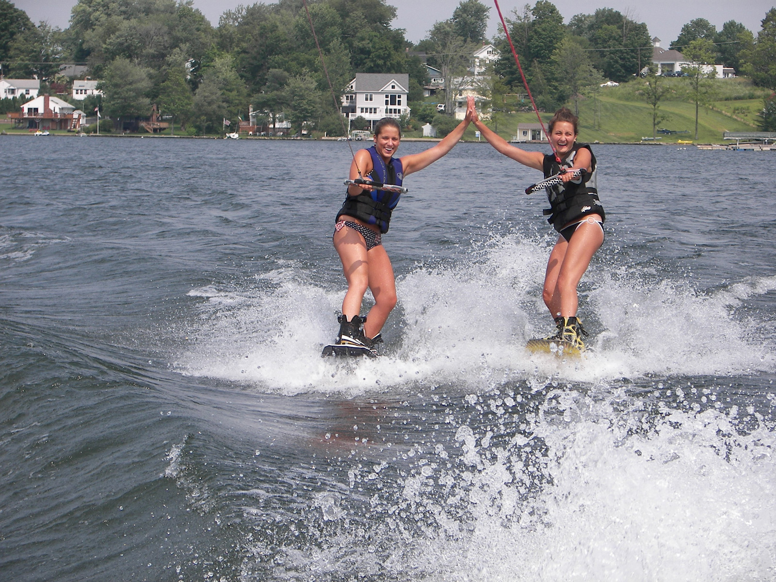 Click image for larger version

Name:	cousins.jpg
Views:	1307
Size:	787.9 KB
ID:	357184