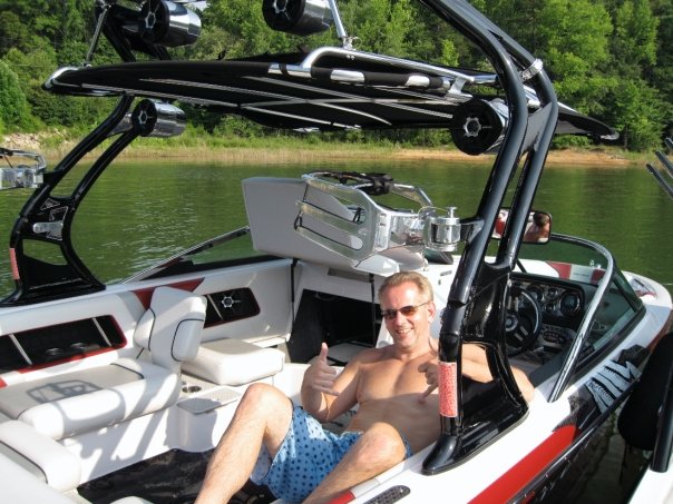 Click image for larger version

Name:	naut4.jpg
Views:	687
Size:	79.4 KB
ID:	357341