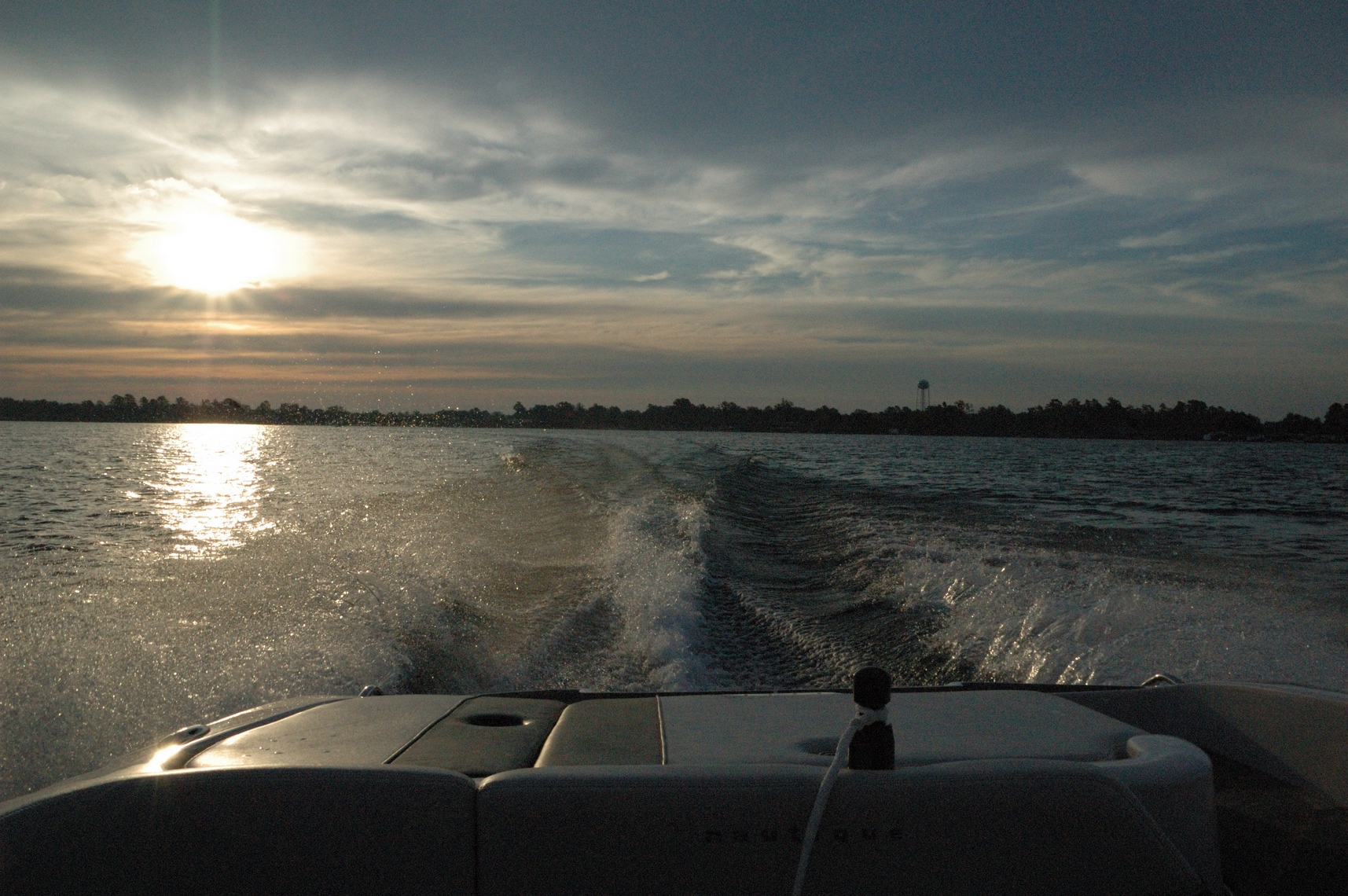 Click image for larger version

Name:	whitelake_09_445_2_242.jpg
Views:	1255
Size:	968.3 KB
ID:	357774