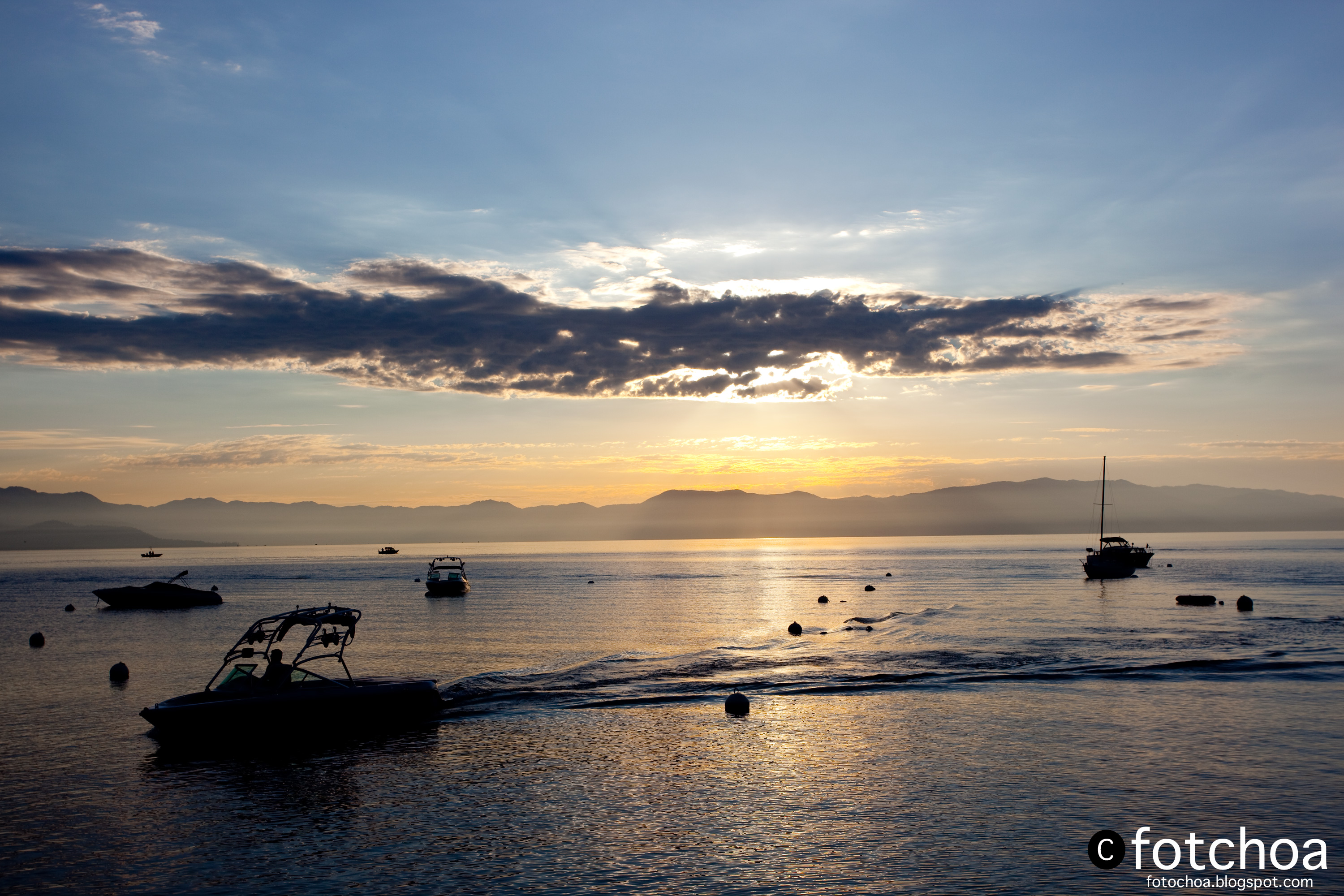 Click image for larger version

Name:	tahoenatiquesunrise.jpg
Views:	570
Size:	1.58 MB
ID:	359015