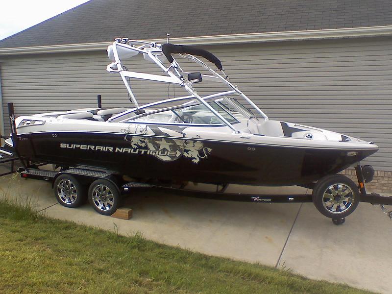 Click image for larger version

Name:	boat3_885.jpg
Views:	348
Size:	84.0 KB
ID:	359274