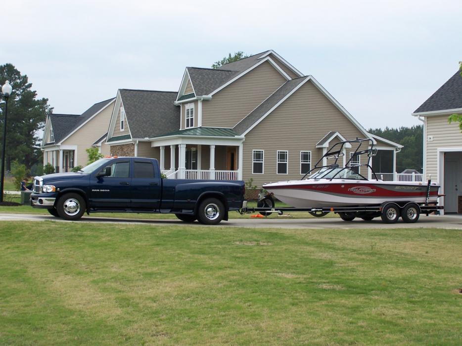 Click image for larger version

Name:	Lake_April_2007 01.jpg
Views:	388
Size:	94.0 KB
ID:	359304