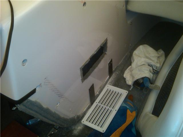 Click image for larger version

Name:	vent3..jpg
Views:	271
Size:	26.9 KB
ID:	359391