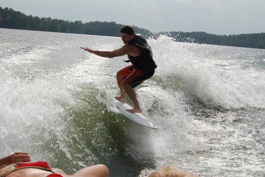 Click image for larger version

Name:	surfn' 138..jpg
Views:	1823
Size:	97.9 KB
ID:	359423