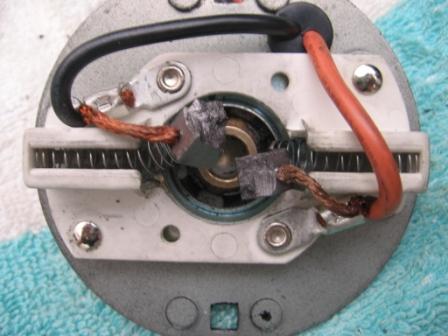 Click image for larger version

Name:	Pump motor top.jpg
Views:	195
Size:	33.6 KB
ID:	361107