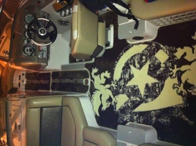 Click image for larger version

Name:	carpetnautique.jpg
Views:	153
Size:	45.8 KB
ID:	361304