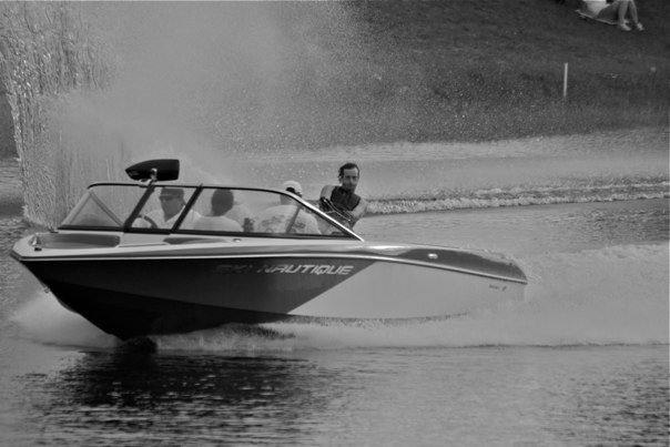 Click image for larger version

Name:	B&amp;amp;W from cory's.jpg
Views:	244
Size:	44.2 KB
ID:	361380