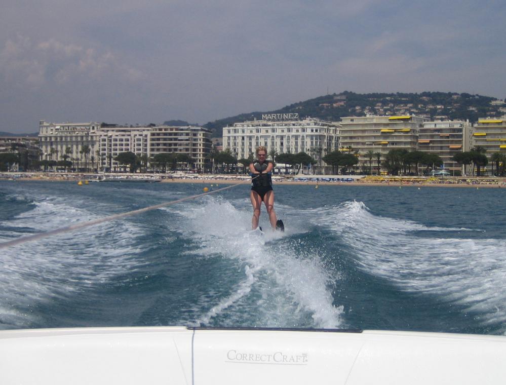 Click image for larger version

Name:	France 20050273.jpg
Views:	234
Size:	92.5 KB
ID:	361424