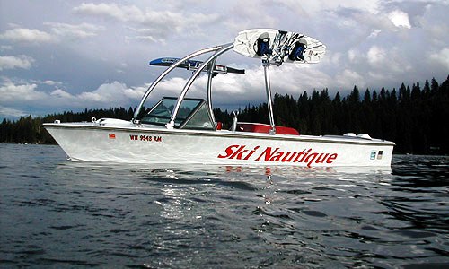 Click image for larger version

Name:	nautique2.jpg
Views:	317
Size:	46.7 KB
ID:	361673