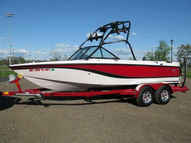 Click image for larger version

Name:	Red Nautique.jpg
Views:	268
Size:	60.0 KB
ID:	361864