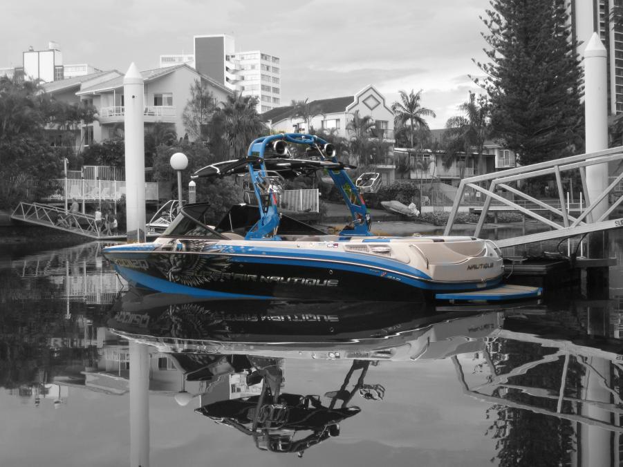 Click image for larger version

Name:	boat colourized.jpg
Views:	162
Size:	94.8 KB
ID:	361931