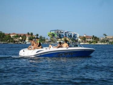 Click image for larger version

Name:	boat 2.jpg
Views:	144
Size:	16.8 KB
ID:	362058