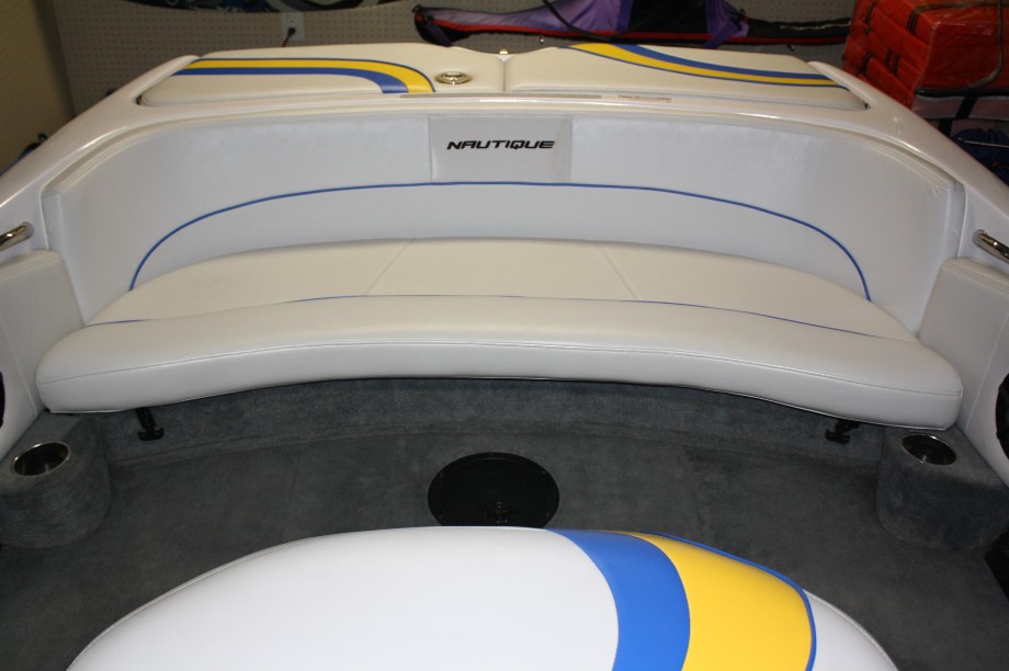 Click image for larger version

Name:	2009 Ski Nautique 206 Team 08.JPG
Views:	511
Size:	91.0 KB
ID:	362219
