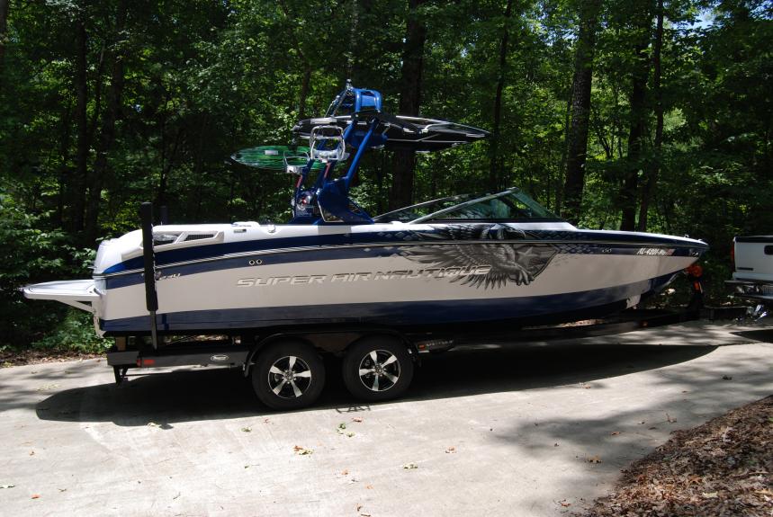 Click image for larger version

Name:	boat on the trailer 003.jpg
Views:	340
Size:	98.6 KB
ID:	364168