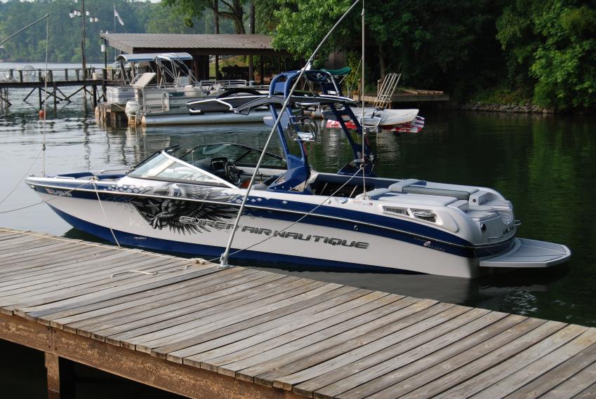 Click image for larger version

Name:	230 @ the dock 015.jpg
Views:	331
Size:	100.2 KB
ID:	364169