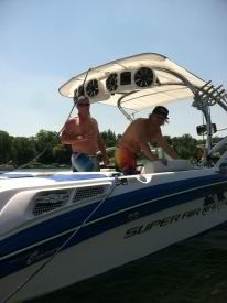 Click image for larger version

Name:	Floating picture.jpg
Views:	346
Size:	9.8 KB
ID:	364552