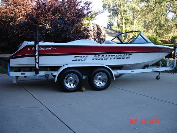 Click image for larger version

Name:	95 Nautique Drivers side.jpg
Views:	249
Size:	49.5 KB
ID:	367686