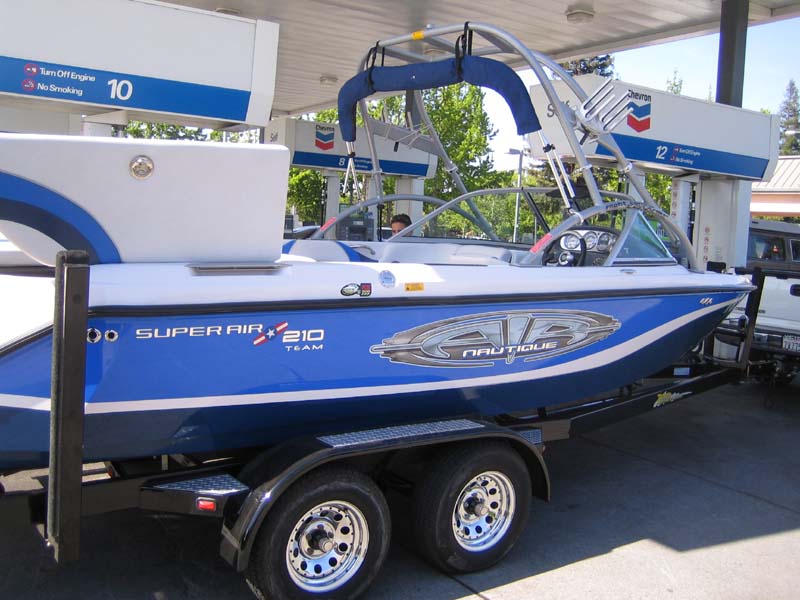 Click image for larger version

Name:	boat_763.jpg
Views:	4170
Size:	94.6 KB
ID:	369764