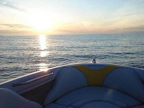 Click image for larger version

Name:	sunset_712.jpg
Views:	1406
Size:	96.8 KB
ID:	370020