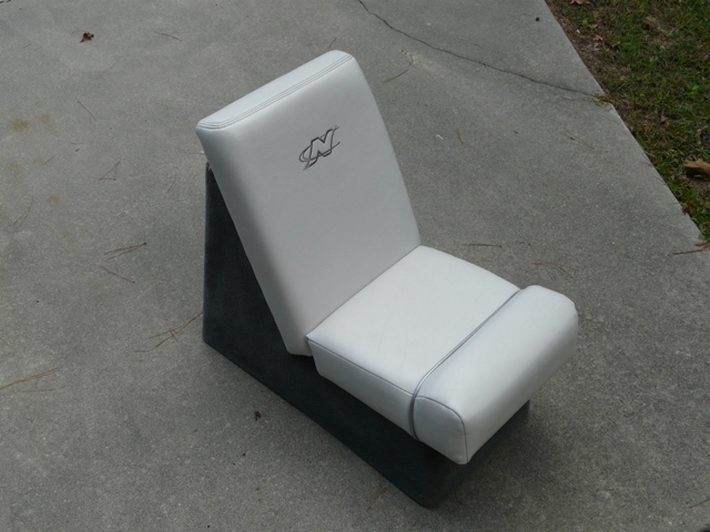 Click image for larger version

Name:	jump_seat_2_986.jpg
Views:	329
Size:	135.9 KB
ID:	370582