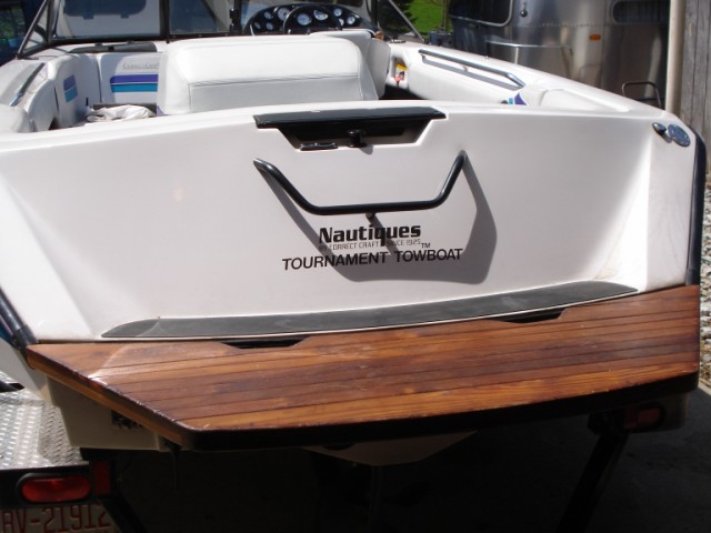 Click image for larger version

Name:	luke_s_ski_nautique_007__640x480_.jpg
Views:	569
Size:	73.2 KB
ID:	370864