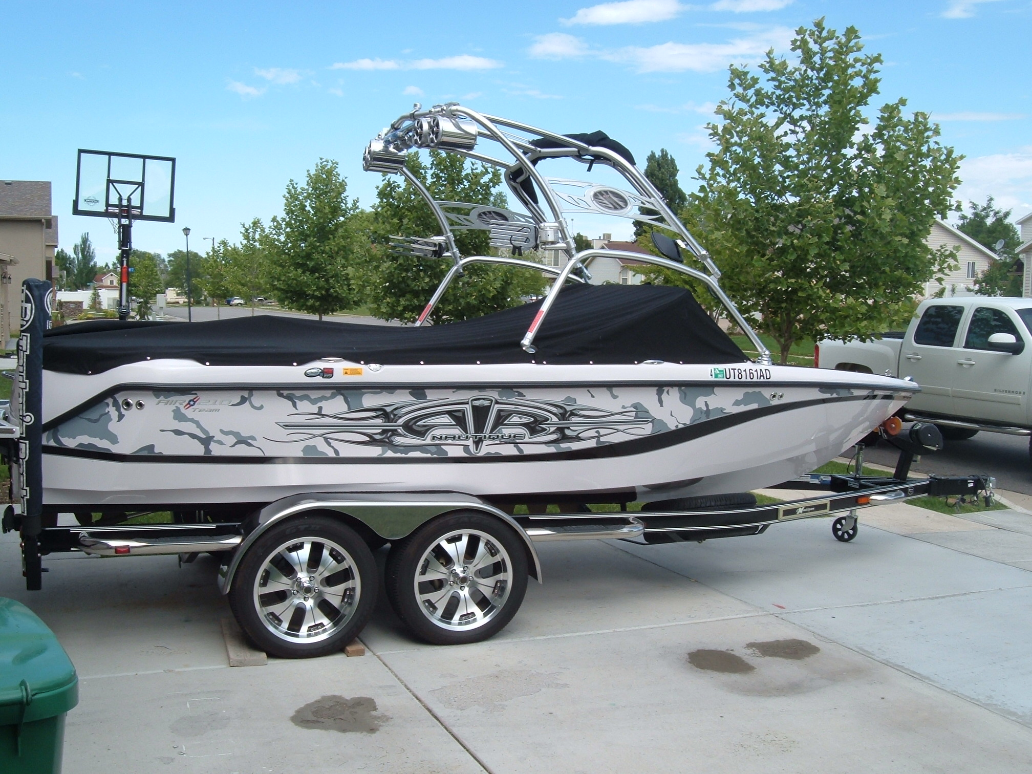 Click image for larger version

Name:	06_nautique_camo_002.jpg
Views:	2362
Size:	768.9 KB
ID:	371225