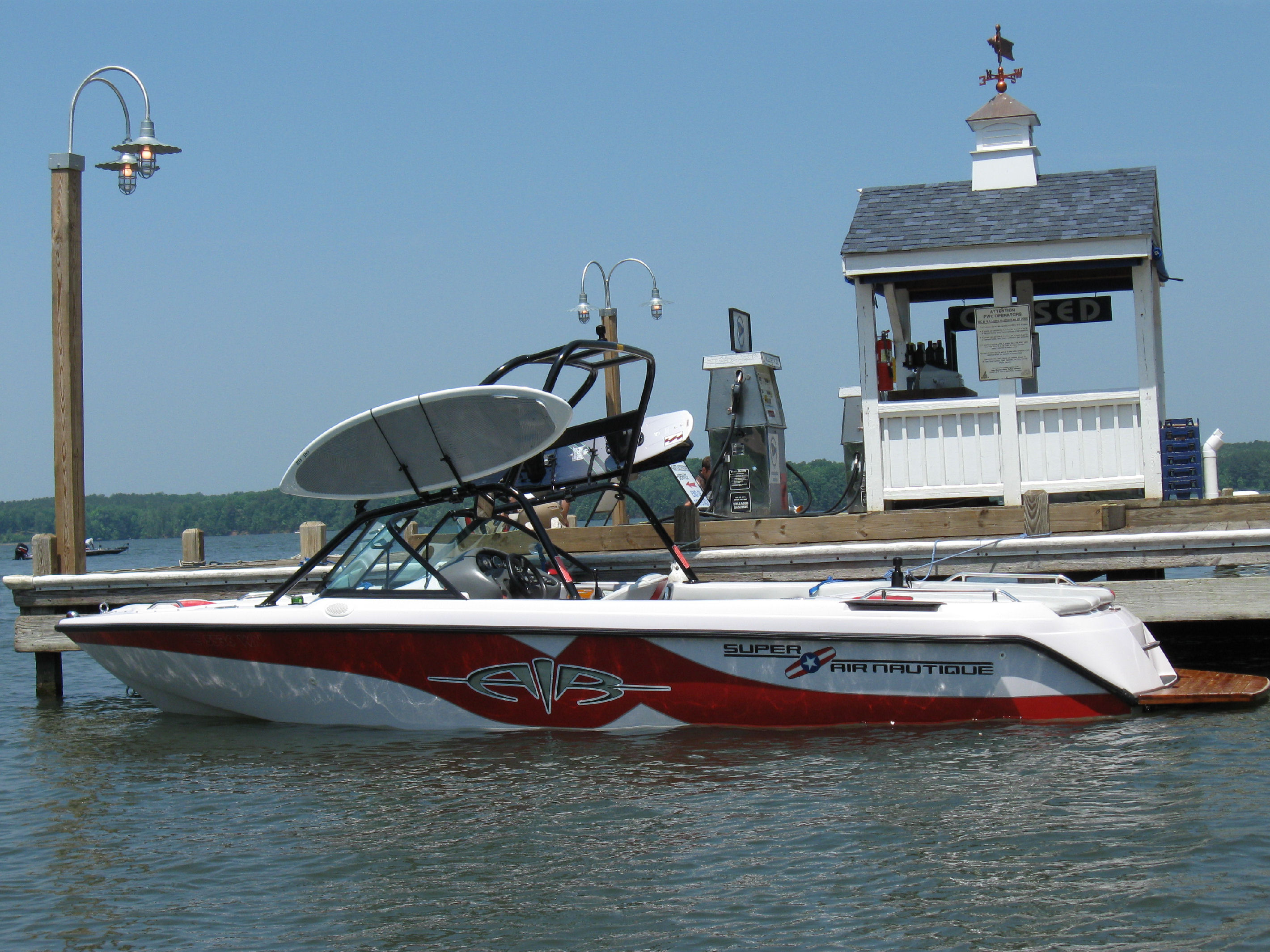 Click image for larger version

Name:	boat4_895.jpg
Views:	621
Size:	1,010.0 KB
ID:	371241