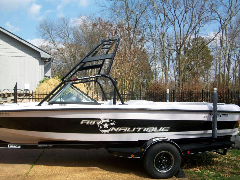 Click image for larger version

Name:	Nautique Air 216 &amp;amp;#4.jpg
Views:	588
Size:	99.0 KB
ID:	372253