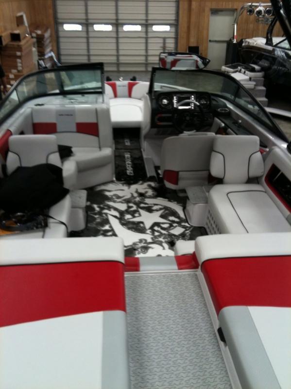 Click image for larger version

Name:	Boat 2.jpg
Views:	319
Size:	52.7 KB
ID:	372571