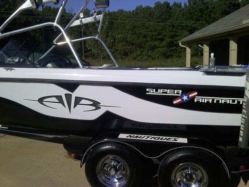 Click image for larger version

Name:	super air nautique2.jpg
Views:	550
Size:	33.0 KB
ID:	374195