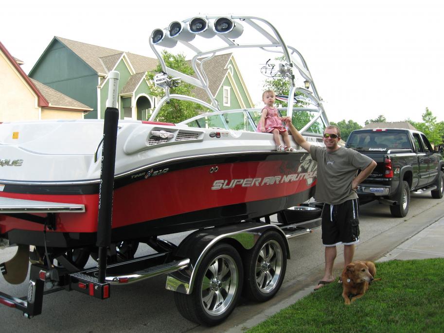 Click image for larger version

Name:	Lake 08 043.jpg
Views:	406
Size:	94.2 KB
ID:	376105