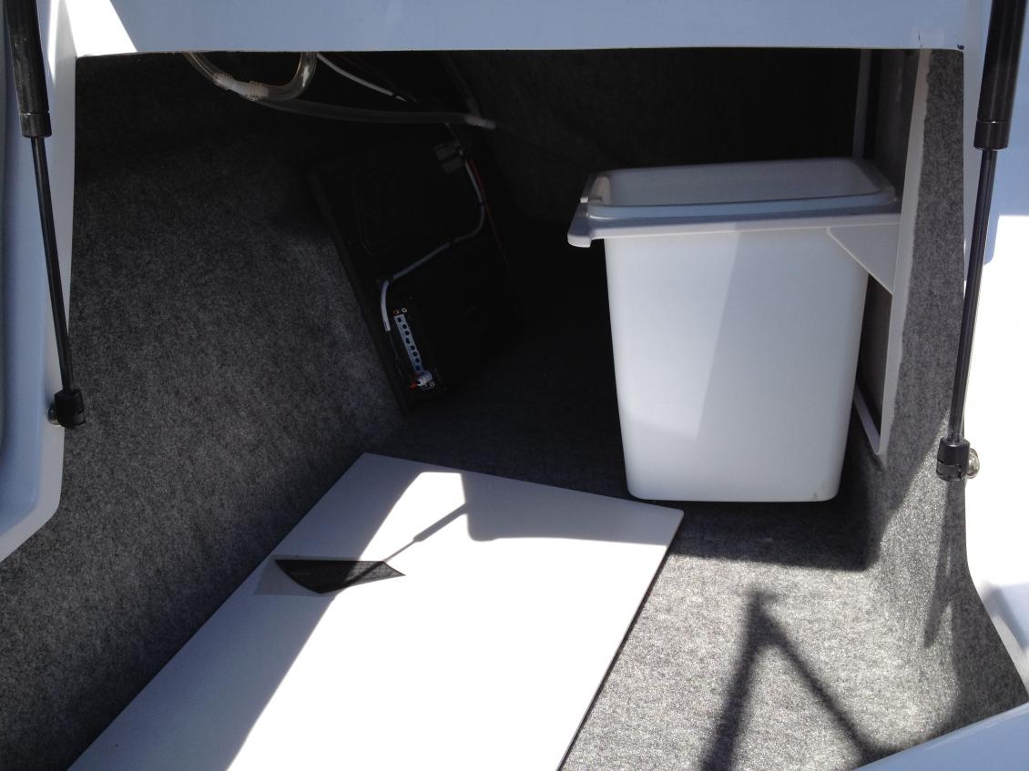 Click image for larger version

Name:	Trash Can Day 1 058-12-2012.jpg
Views:	308
Size:	92.7 KB
ID:	376713