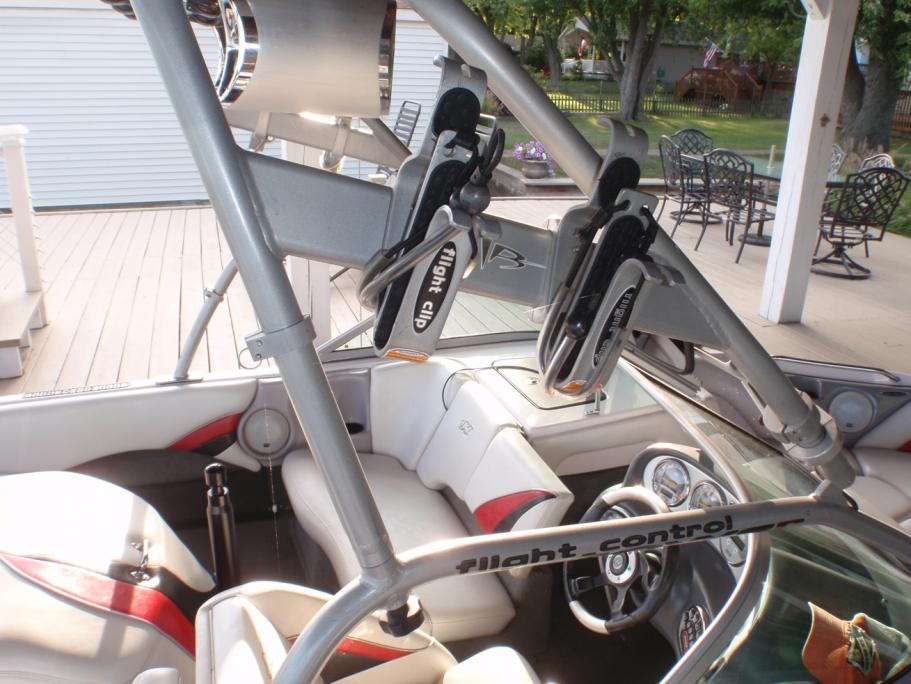 Click image for larger version

Name:	driverstower.jpg
Views:	460
Size:	92.6 KB
ID:	377360