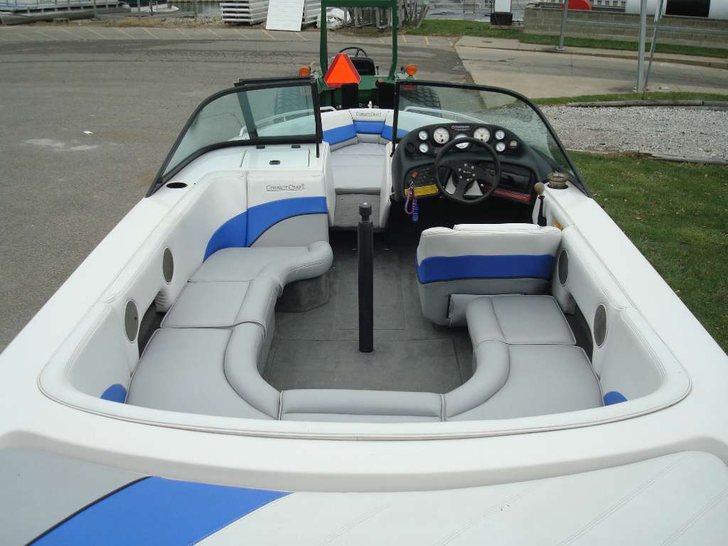 Click image for larger version

Name:	Cockpit.jpg
Views:	1441
Size:	68.9 KB
ID:	378359
