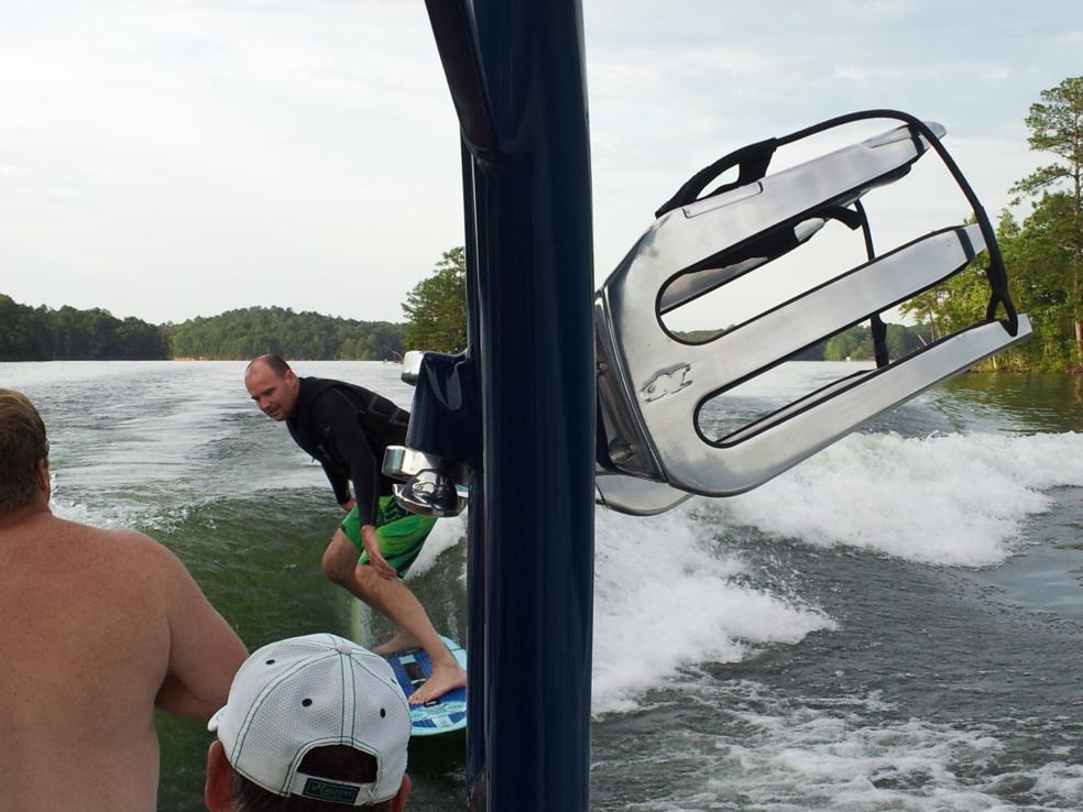 Click image for larger version

Name:	surfing 273.jpg
Views:	214
Size:	90.8 KB
ID:	379487
