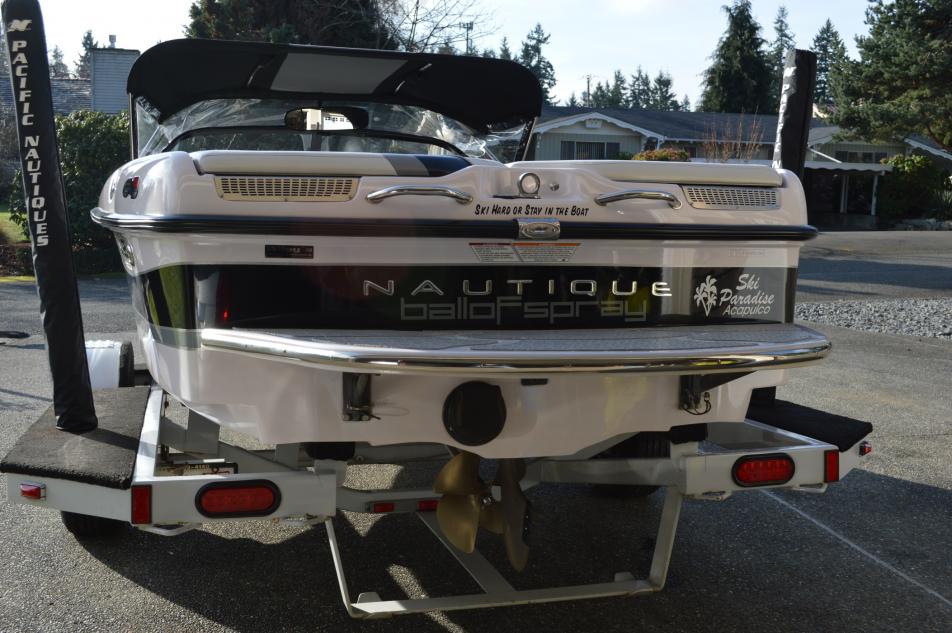 Click image for larger version

Name:	03 Nautique 004.jpg
Views:	306
Size:	97.2 KB
ID:	380042